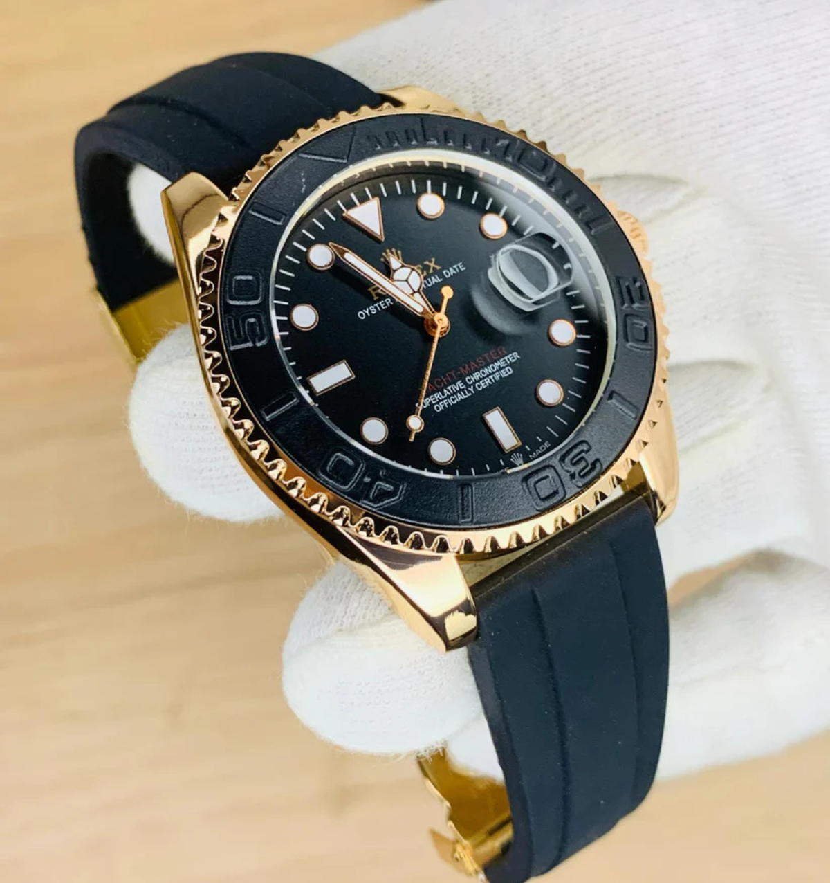 Rlx Yacht Master  Rose Gold ( Inner Black)