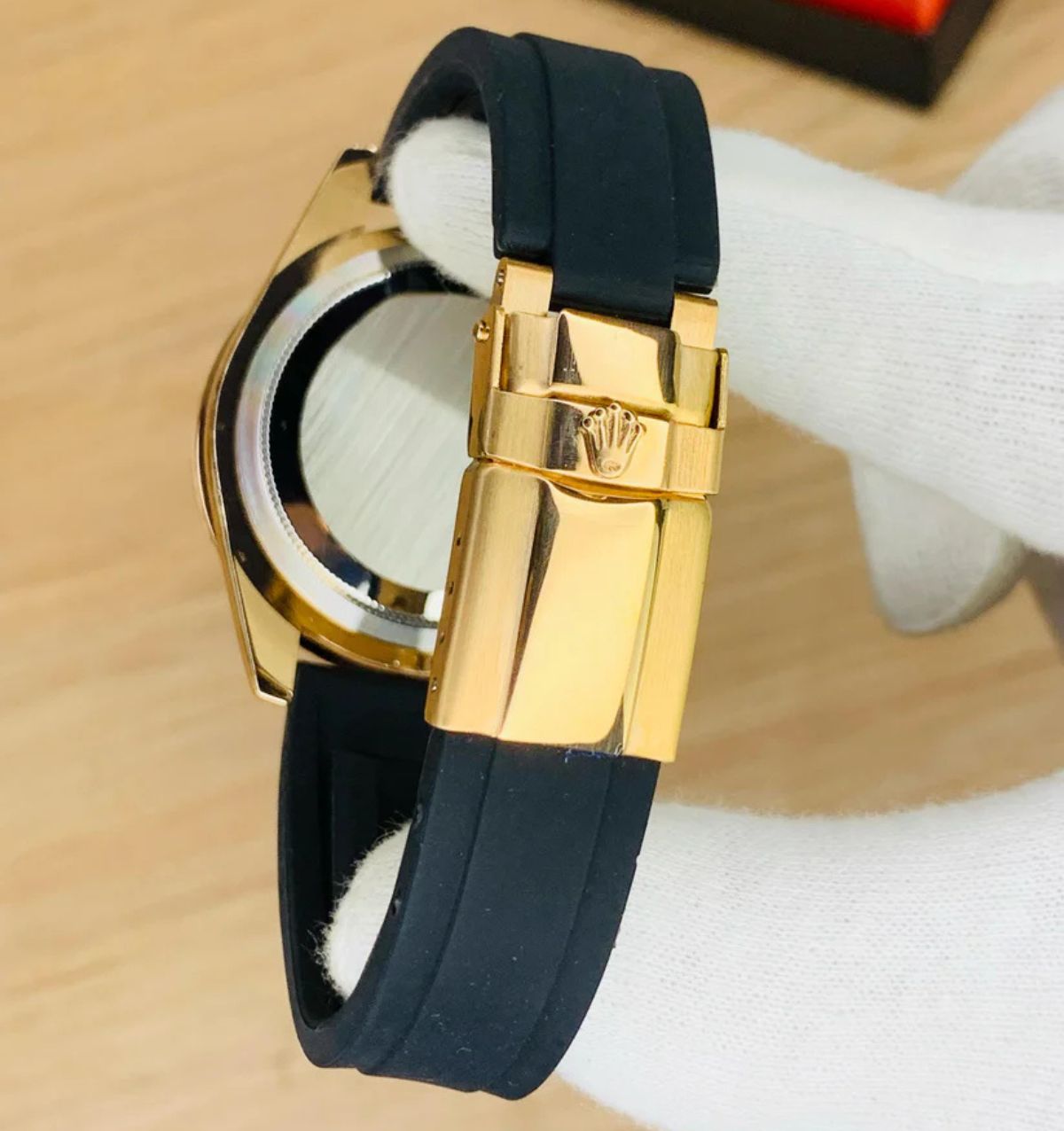 Rlx Yacht Master  Rose Gold ( Inner Black)