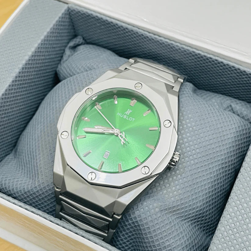 HUB  Luxury Diamond Cut Chain - Green Dial